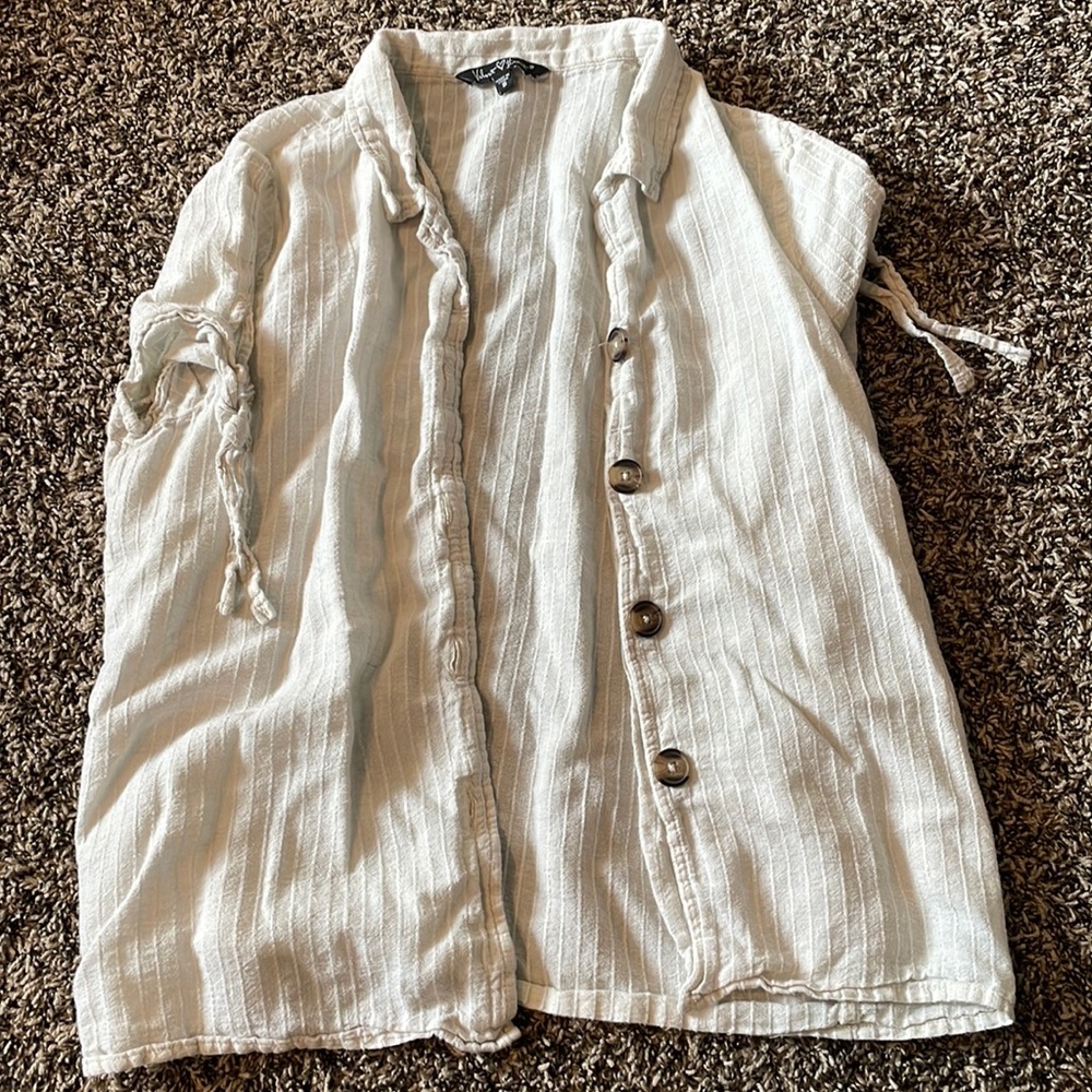 Velvet heart size small, worn twice